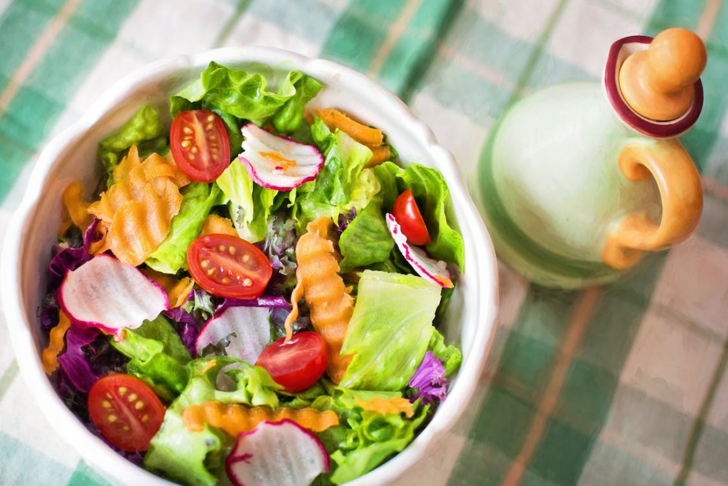 Discover the Vibrant Benefits of a Salad Diet for a Healthier You!