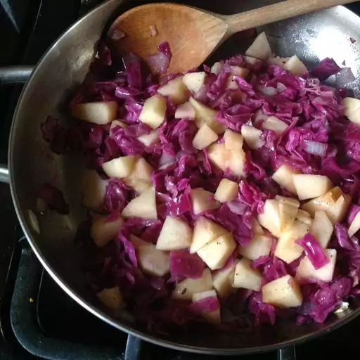 Apple Red Cabbage